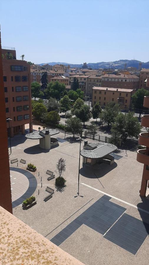 Bologna Holiday Inn ภายนอก รูปภาพ