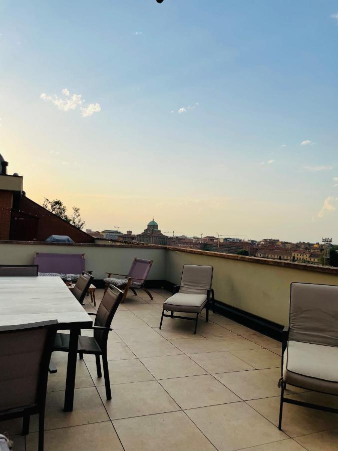 Bologna Holiday Inn ภายนอก รูปภาพ