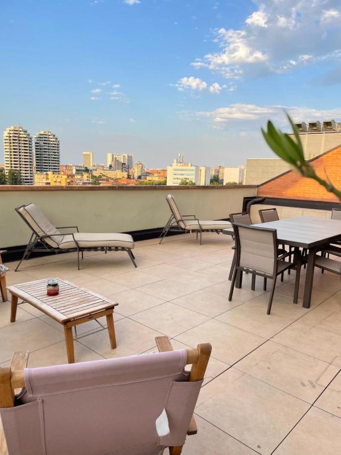 Bologna Holiday Inn ภายนอก รูปภาพ