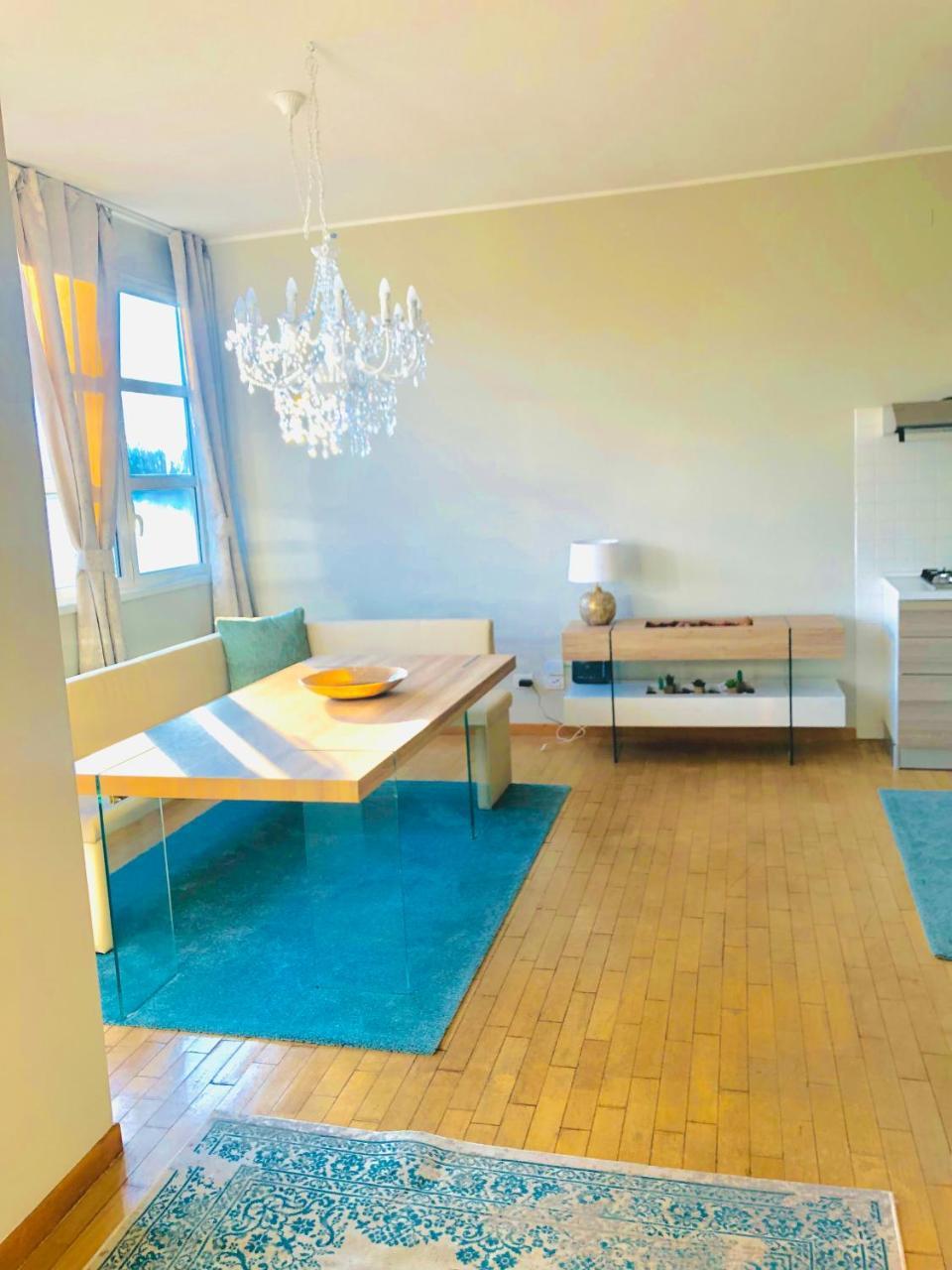Bologna Holiday Inn ภายนอก รูปภาพ